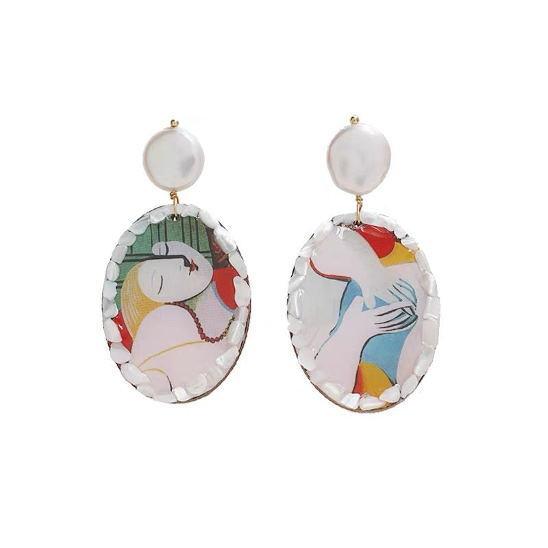 Gallery Muse Shell Earrings