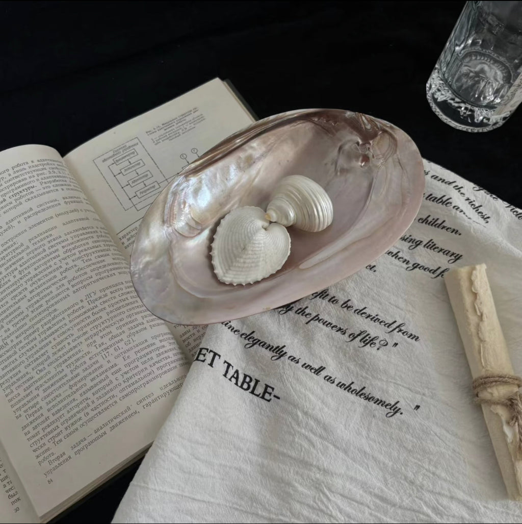 VioletNacre Pedestal Dish – Handcrafted Pink-Purple Mussel Shell Tray