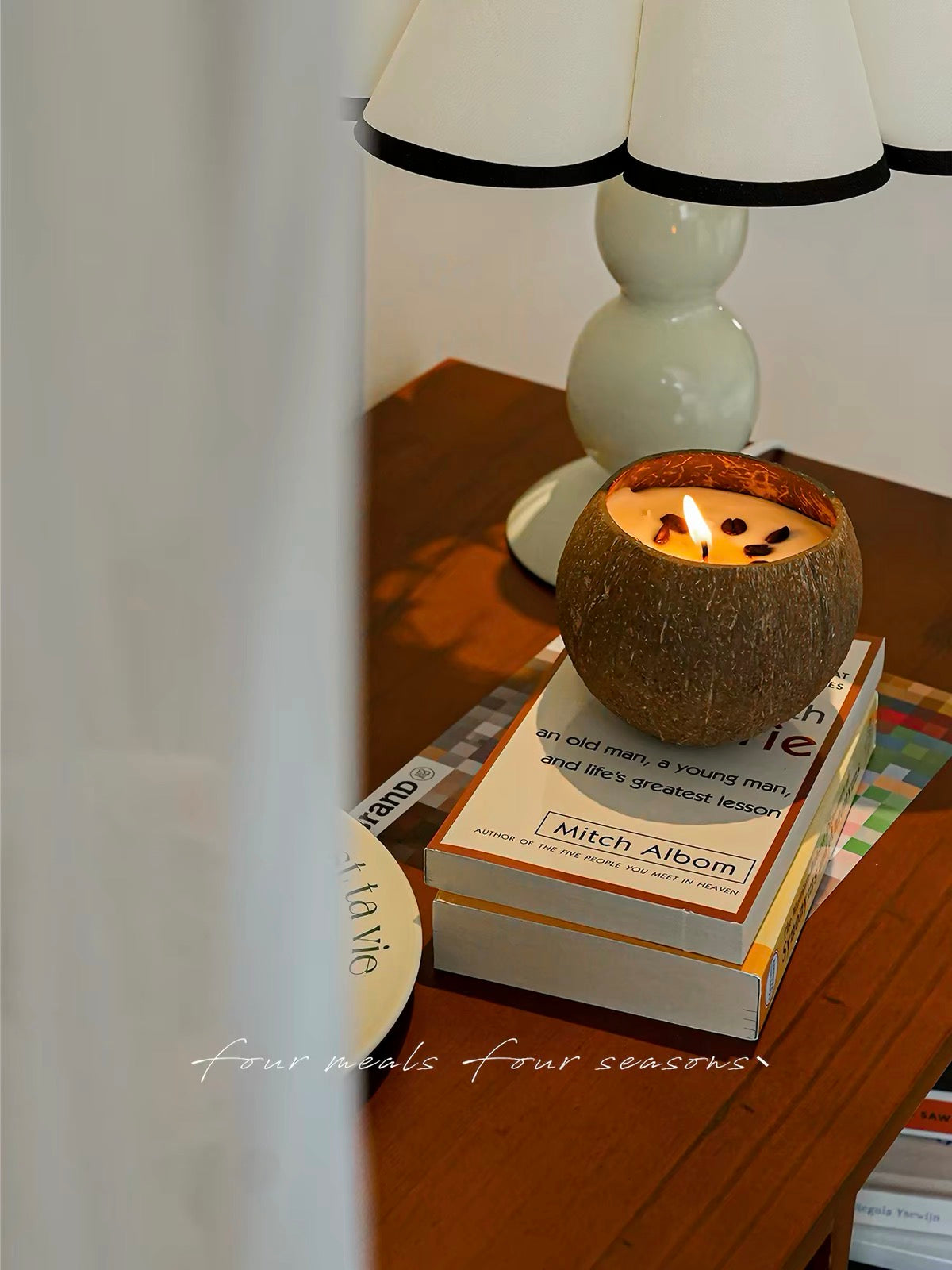 Coconut Glow Handmade Coconut Shell Soy Candle
