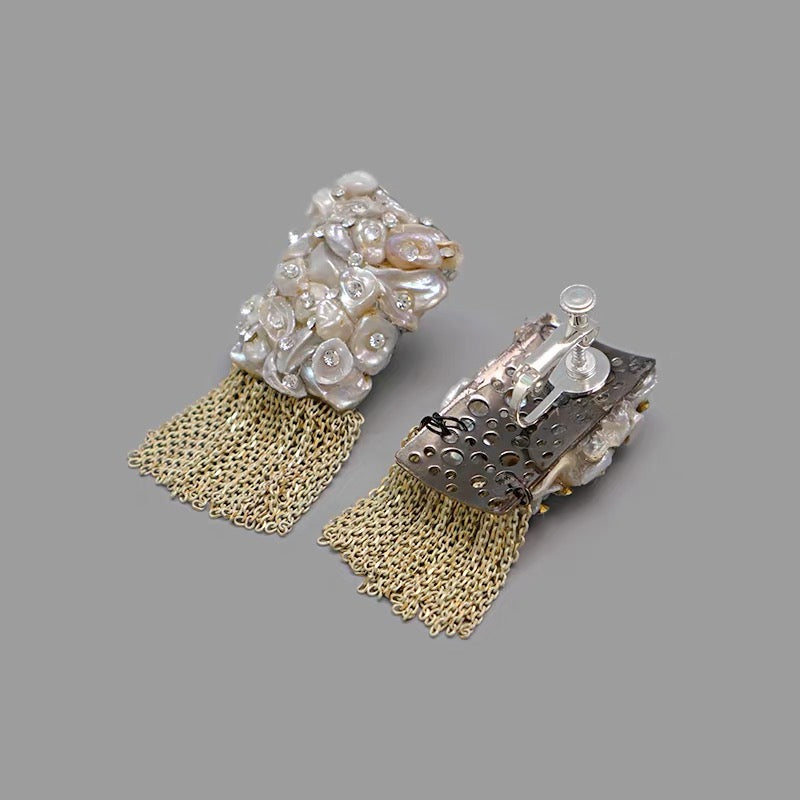 PearlCascade & MetalWeave Earrings