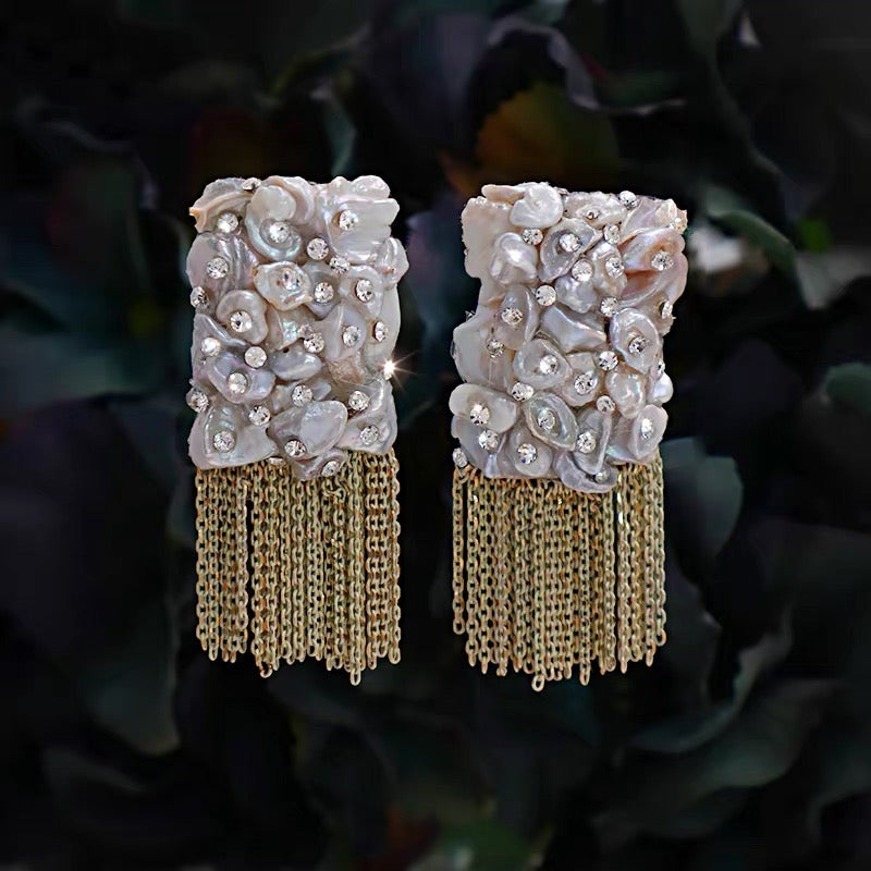 PearlCascade & MetalWeave Earrings