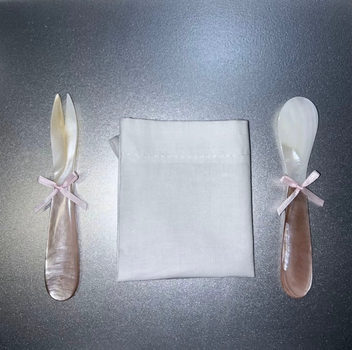 RoséShell Duo – Handcrafted Freshwater & Mississippi Pink Shell Spoon & Fork Set