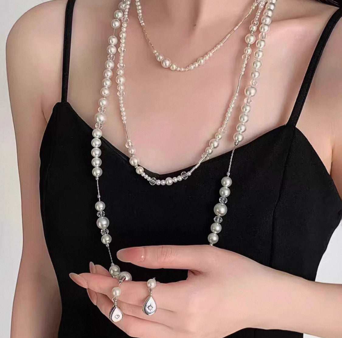 Moonlit Pearl Shell Necklace