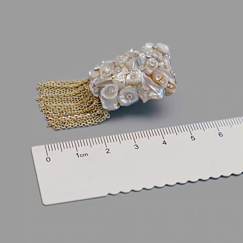 PearlCascade & MetalWeave Earrings