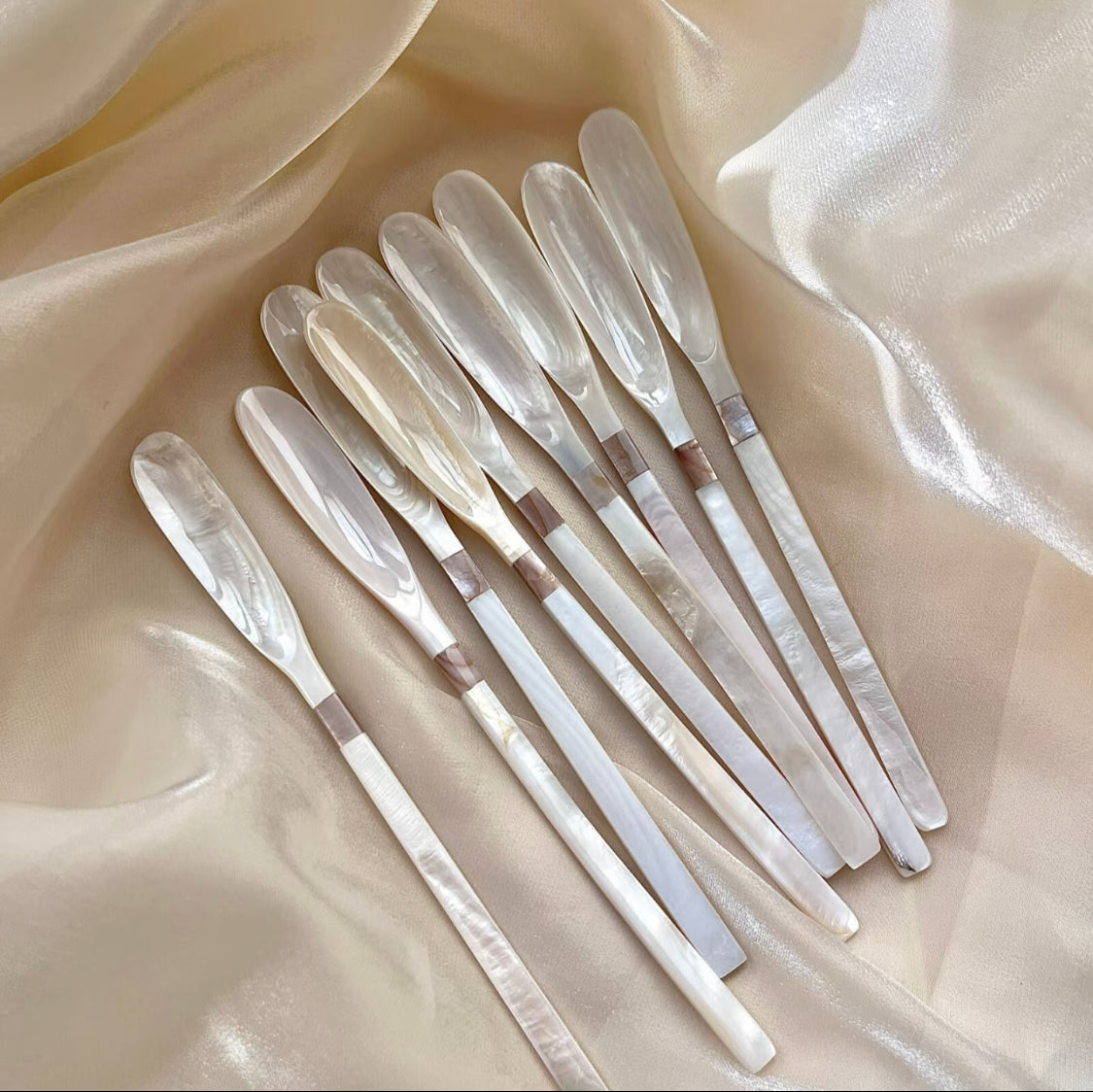 DewDrop Nacre Stirrer – Handcrafted Freshwater & Mississippi Pink Shell Spoon