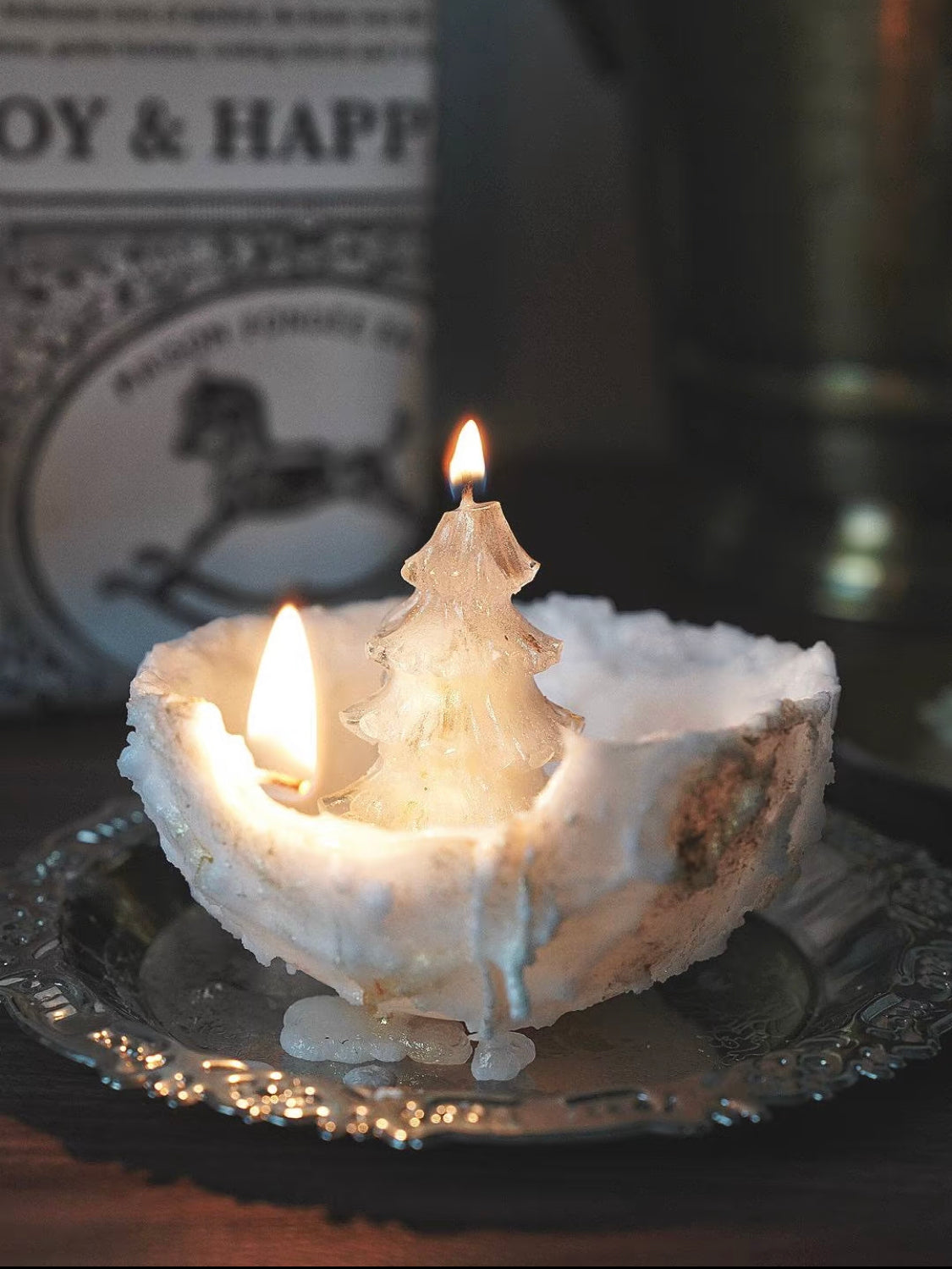 Snowy Secret Christmas Candle | Rotating Snowball
