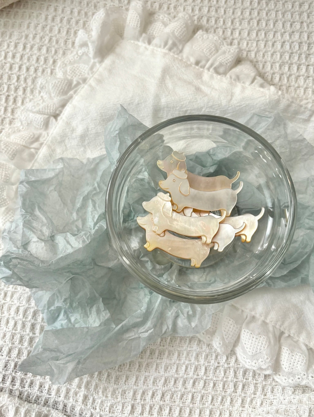 Little Wanderer Dachshund Shell Charm | Natural Shell