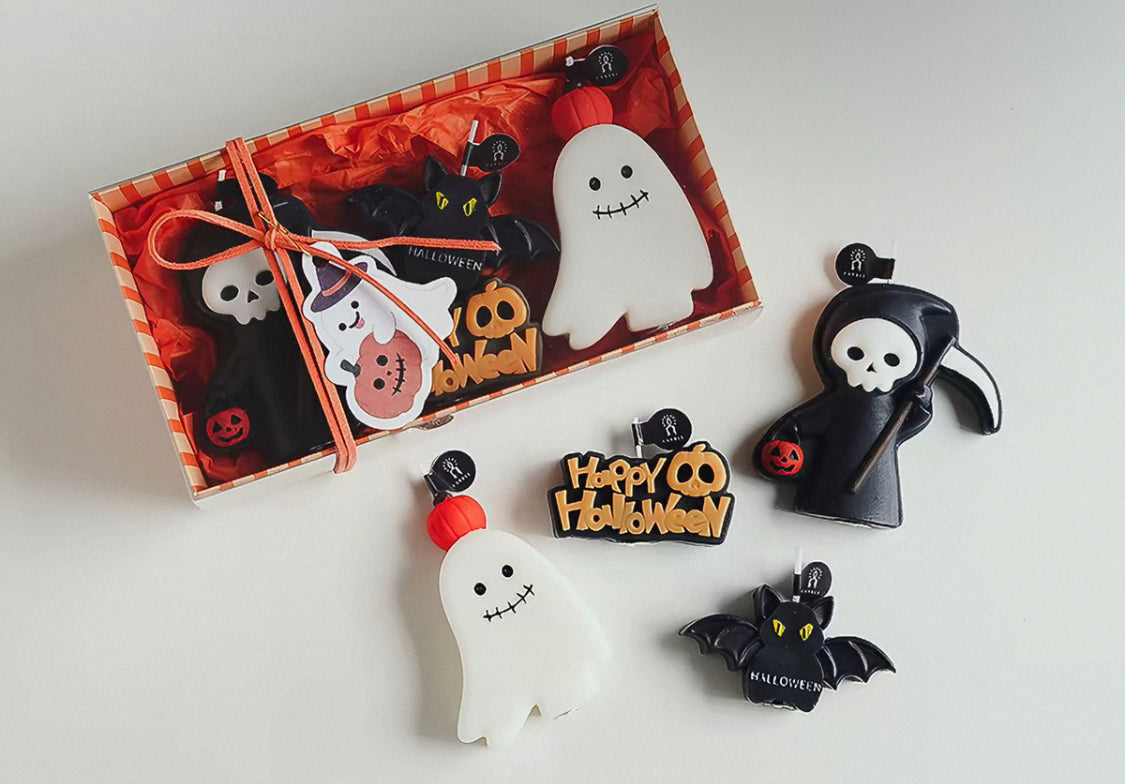 Halloween Scented Candle Gift Set – 4-Piece Spooky Decor